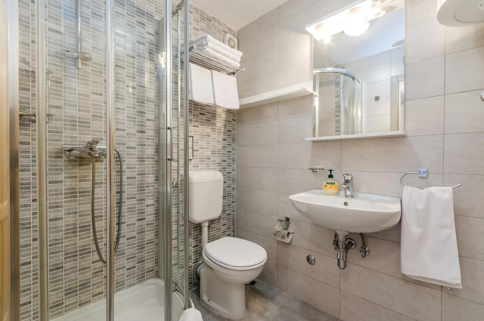 Сasa de vacaciones Villa Sarar Kotor 2 Crikvenica
